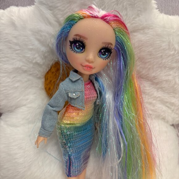 Rainbow High Amaya Raine Shimmer 11" Fashion Doll 2019 (SKU: 325TO) - Picture 1 of 14